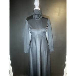 VTG. black maxi dress–Ruched funnel neck,covered buttons,long sleeve,ILGWU,USA